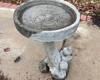 Bird bath 