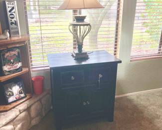 Side table and lamps 