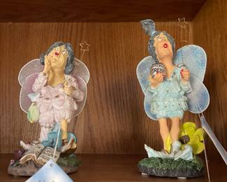 Statues 