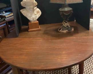 Vintage Table And Lamp