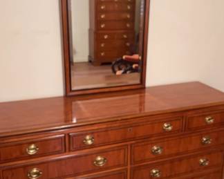 Drexel Heritage Dresser With Mirror