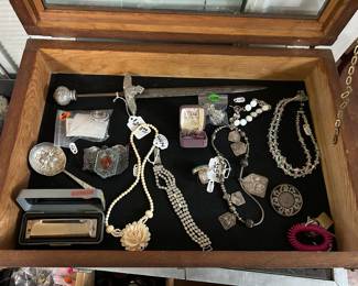 Lock box items: WWII German Luftwaffe Dagger, antique jewelry, RR Brass Swtich Keys, 