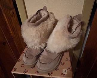 Ugg fury boots