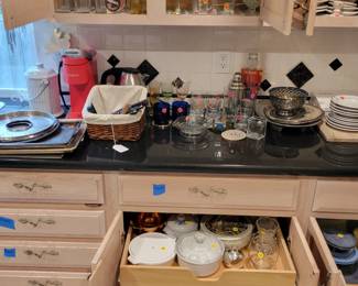 Vases, casserole dishes . Glassware.