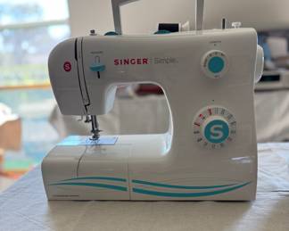 Small Singer sewing machine, #1