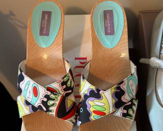 Fun Pucci sandals Still in the box