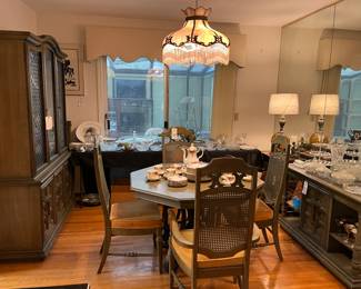 Dining Room Overview 