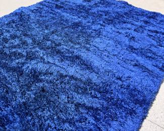 Plush, 7' 10" x 10',  Marilyn Monroe Blue Cobalt, Shag Rug.  Never Used