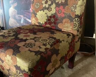 Cute floral chair!