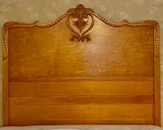 headboard detail