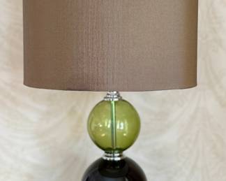 Stacked Ball Lamp