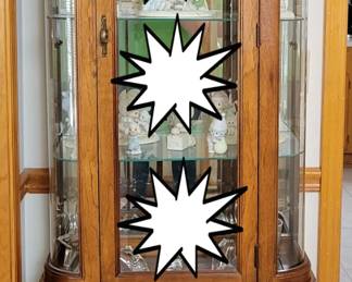 $100 Stunning lighted curio....contents not included.