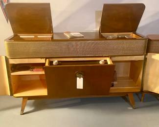 Grundig Majestic stereo console with turntable and reel to reel; model 9078