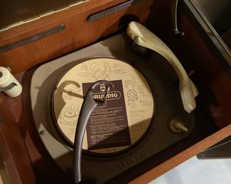 Grundig Stereo Console with turntable and storage; model S O 150 U