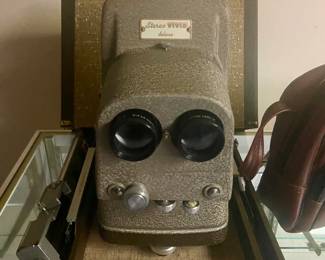 Stereo Vivid Deluxe Projector