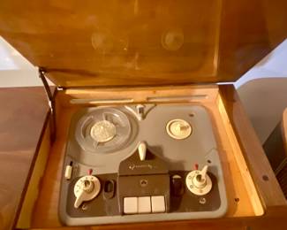 Grundig Majestic stereo console with turntable and reel to reel; model 9078