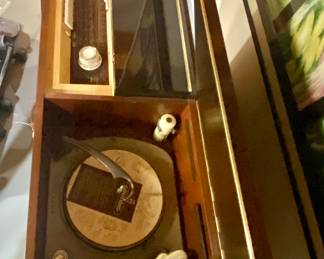 Grundig Stereo Console with turntable and storage; model S O 150 U