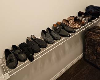 Men's shoes ranging in sizes 12-14 mostly