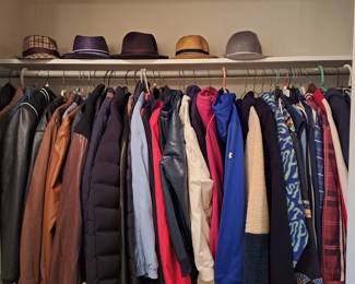 Mens jackets and sweaters. Size L-2XL.