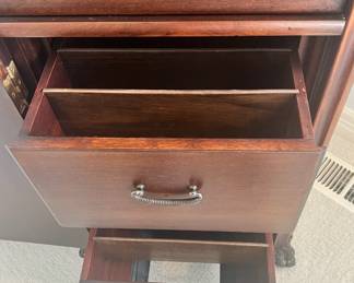Edison Upright Mahogany Crank Record Player Phonograph