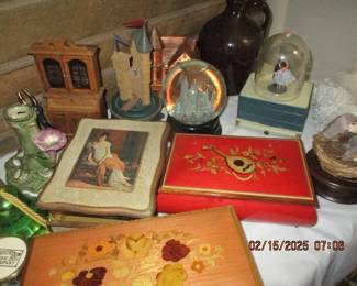 Musical inlaid and lacquered jewelry boxes and Twin Towers 