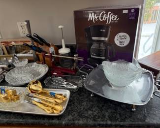 Cutco Utility Tool Set, Serving Trays, Vegetable Chopper, Mr. Coffee Coffee Pot 