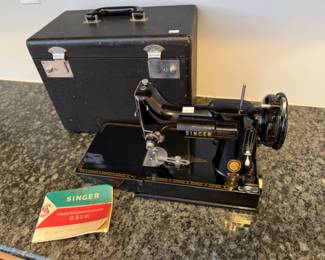 Singer Sewing Machine