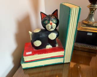 Cat Bookend
