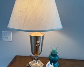 Table lamp