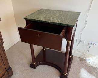 Bombay Co neoclassical nightstand/side table in mahogany w/green marble top