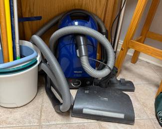 Miele vacuum 