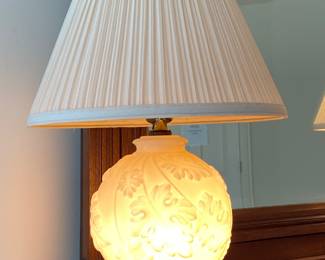 1940s Aladdin Alacite 3-way Table lamps (2 available) 