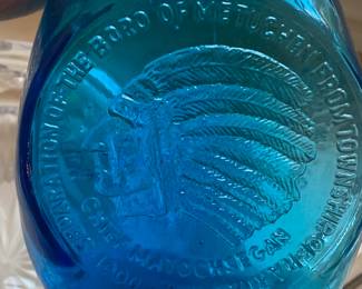 Bicentennial of the American Revolution Blue glass Indian Vase