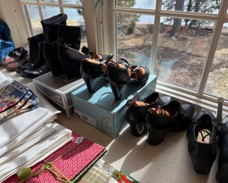 Assorted shoes and linens