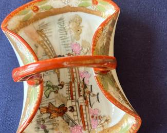 Vintage handpainted asian trinket dish