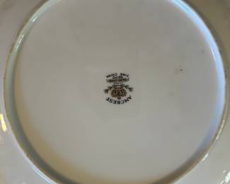 A crest- Golden Autumn