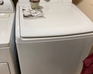There’s a washer and dryer for sale. They’re in great shape.