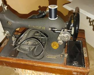 Vintage Singer Sewing Machine