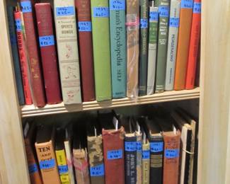 We have one of the biggest selections of RARE SPORTS BOOKS and MAGAZINES from 1900 to the 1950s in one place. This is an amazing collection! (Football, Baseball, Basketball, Boxing, Tennis, & Horse Racing) 