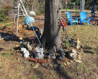 We have a patio and yard full of amazing decor and treasures! Planting pots, chairs, statues, decor accents, tables, storage, handmade items, & so much more!