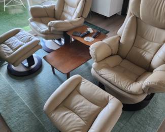 In great shape pair of recliners $400