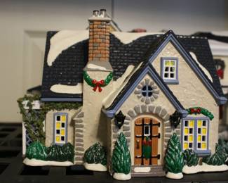 Dept 56  Hidden Ponds House