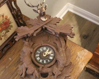 Vintage Hunter Cuckoo Clock