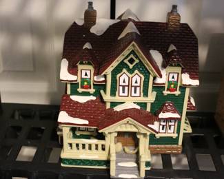 Dept 56  Hartford House 1992