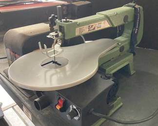 AM133VCentral Machinery, 16 Inch Scroll Saw