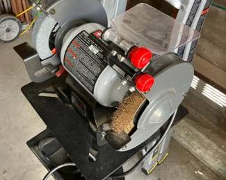 AM132Porter Cable 6 Inch Bench Grinder