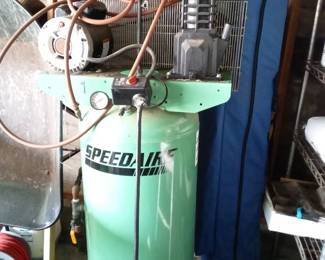 AM122VSpeedaire Compressor