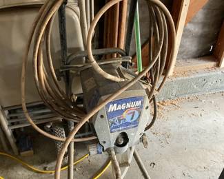 AM135Magnum XR7 Paint Sprayer
