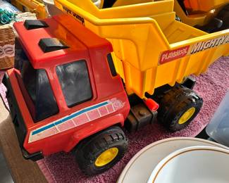 Playskol dump truck