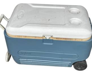 Rolling Igloo Cooler